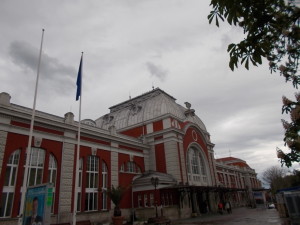 Летнее расписание автобусов и курортных маршрутов в Варне, Болгария автобус № 9 ЖД вокзал в городе Варна