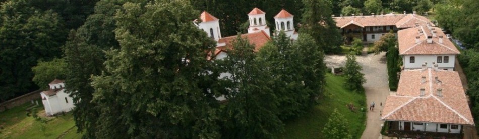 Храм и монастырь св Кирилла и Мефодия