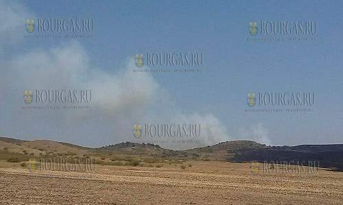 Пожар в районе селения Изворище в Бургасе снова разгорелся