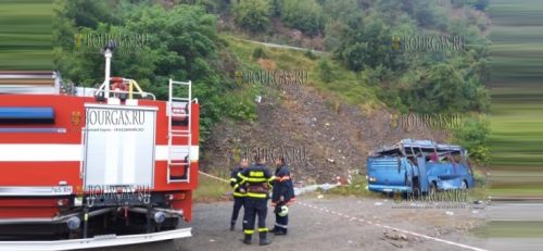 в ДТП в Болгарии, в районе Искырского ущелья погибли 16 человек и 26 получили ранения
