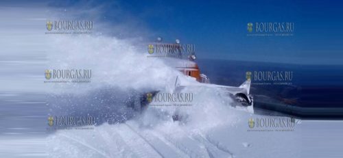 В Болгарии приступили к расчистке проезда на Троянском перевале