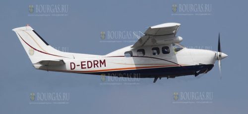 Cessna P210
