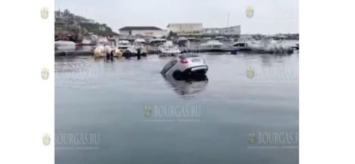 На курорте в Болгарии российский турист утопил арендованный автомобиль