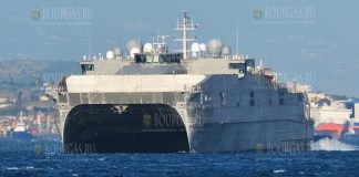 Десантный катамаран ВМФ США Yuma
