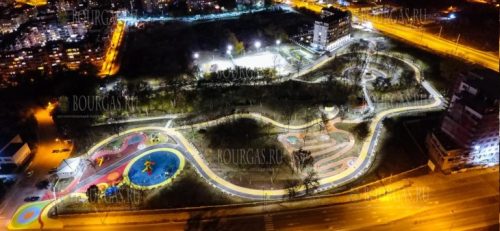 В ЖК Възраждане в Варне стоят новый парк