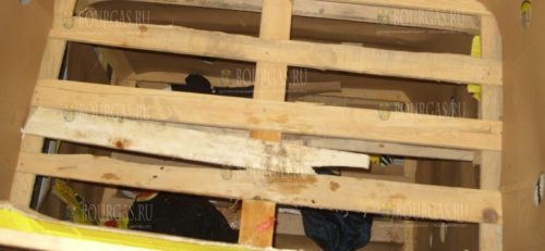 среди арбузов в авто находились нелегалы