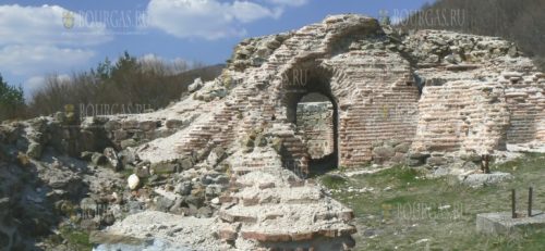 Более 1000 лет назад болгары разбили армию Византийского императора Василия II