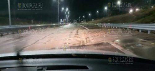 На автомагистрали Струма возле Сандански произошел оползень