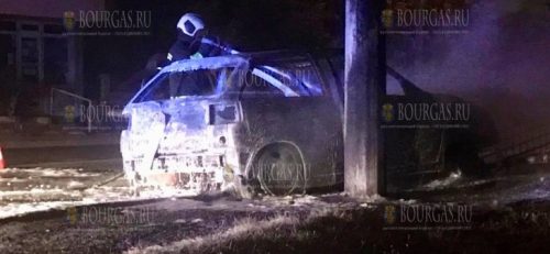 В Бургасе на улице взорвался автомобиль