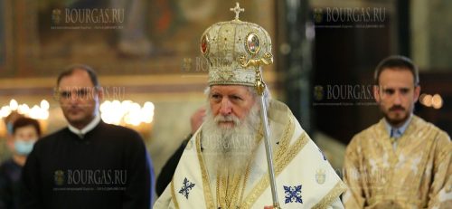 в честь праздника Великой Богородицы - Святейший Патриарх Неофит совершил Святую литургию