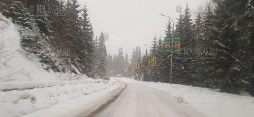 В Пампорово идет снег