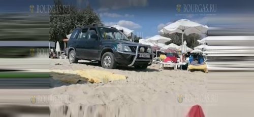 джип на пляже в Кранево