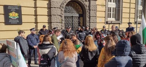 В Бургасе продолжают проходить акции протеста против зеленого сертификата