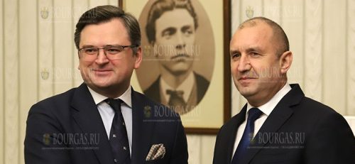 Президент Болгарии и глава МИД Украины, апрель 2022 года