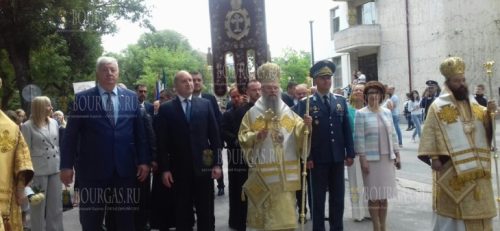 Президент Болгарии возглавил марш в Пловдиве