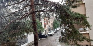 На Софию обрушились сильная гроза и ливень