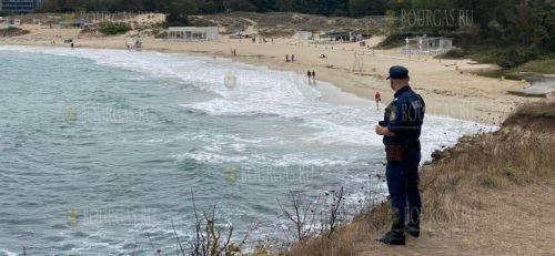 Море в районе Царево выбросило на берег тело летчика