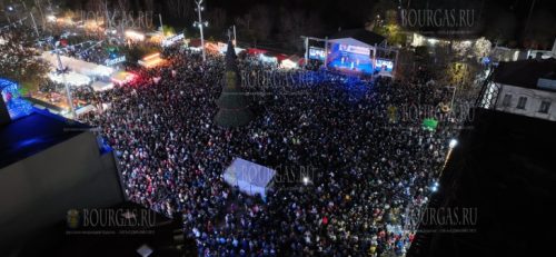 площадь Тройката в Бургасе на Рождество