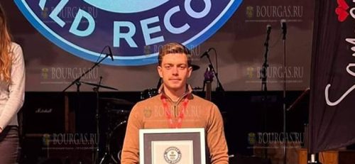 болгарский пловец выиграл чемпионат по плаванью в ледяной воде