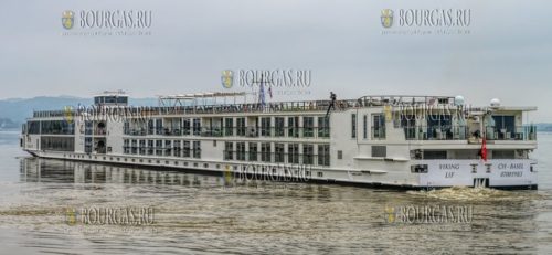 Первое круизное судно пришвартовалось в Русе