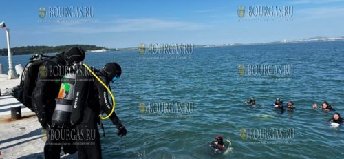 Водолазы очистили акваторию острова Святой Анастасии