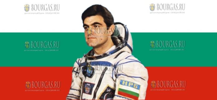 второй болгарский космонавт - Александр Александров