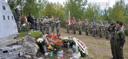 В Болгарии вспомнили погибших при пожаре в Пирине