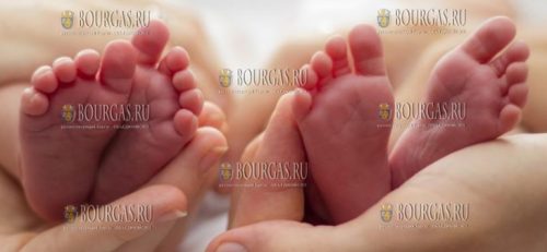 Женщина в Болгарии родила близнецов в двух разных местах