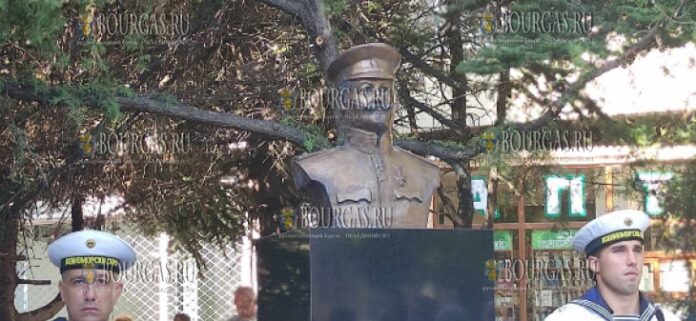 памятник знаменитому болгарскому генералу Колеву открыли в Варне