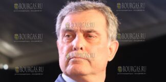 первый представитель Болгарии в НАТО, генерал - Саби Сабев