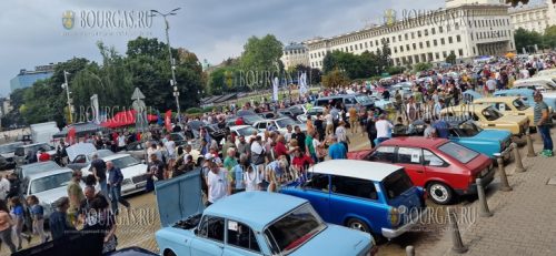 Ретро-парад в Софии собрал уникальные автомобили