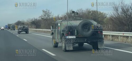 Военная техника движется по шоссе Тракия в Болгарии