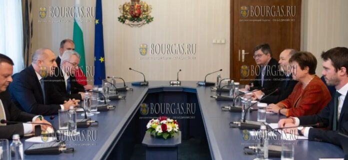 Президент Болгарии - пообщался с главой МВФ