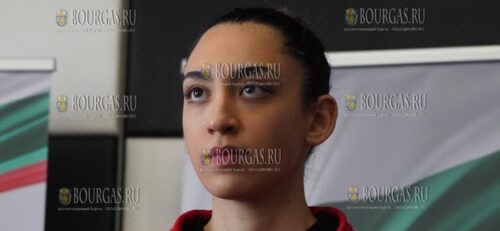 Кимии Ализаде разрешили выступать за Болгарию