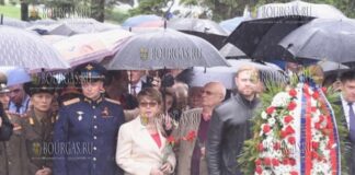 Марш - Бессмертный полк, несмотря на запрет властей, прошел в Софии
