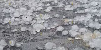 Град размером с яйцо обрушился на Болгарию