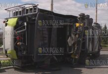 Комбайн перевернулся и заблокировал бульвар Болгария в Русе