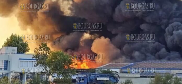 большой пожар в Пловдиве, здесь загорелся мусороперерабатывающий завод