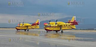 Испанские самолеты Canadair тушат пожары в Болгарии