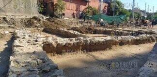 в Пловдиве под Бетонным мостом обнаружили остатки старого здания