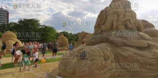 Фестиваль песчаных фигур в Бургасе