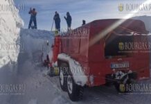 в некоторых региФонах Болгарии высота снежного покрова превысила 2 метра