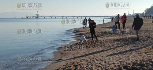 Многие жители Бургаса в этот раз встретили Новый год на пляжах