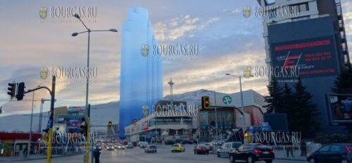 215 метровый небоскреб в Софии