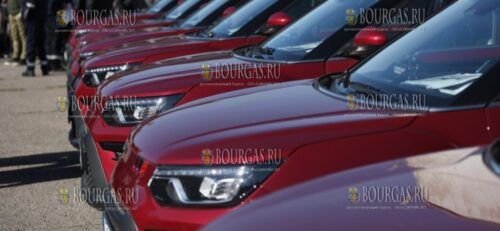 болгарские пожарные получили новенькую технику, 100 автомобилей и 6 емкостей для воды
