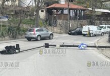 ураганный ветер свалил светофор в Велико Тырново