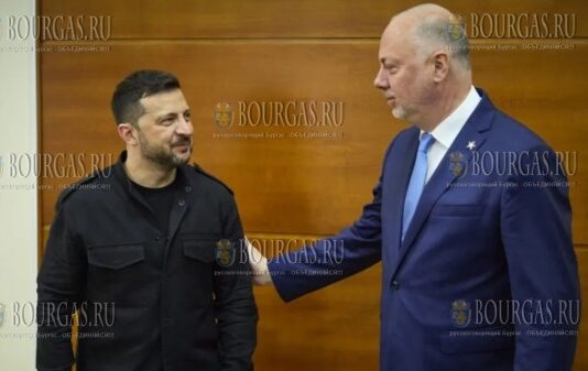 премьер Болгарии - Росен Желязков, встретился с президентом Украины - Владимиром Зеленским