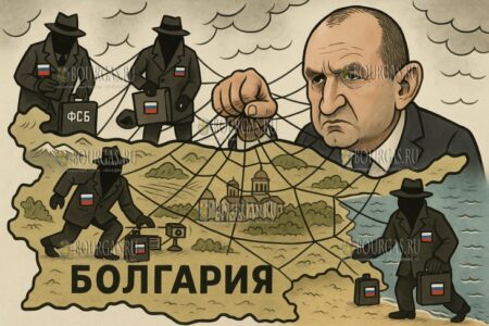 русские шпионские сети окутали страну, в данной комбинации президент Болгарии - Румен Радев, главный в сетке русский тролль