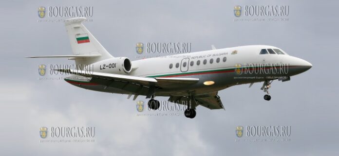 самолет правительства Болгарии - Falcon 2000 LZ OOI, нуждается в ремонте
