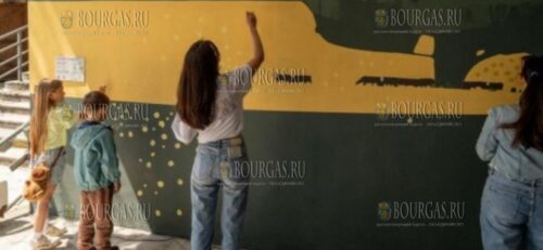 украинцы разрисовали подземный переход в Варне